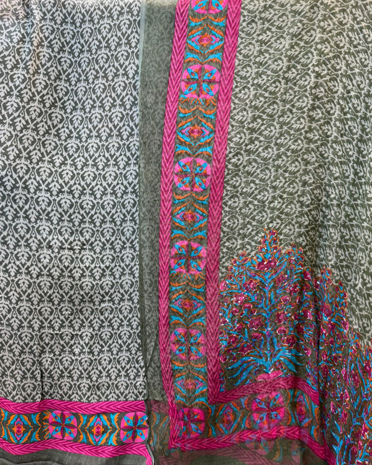 Pure China Crape 60 With Crinkle Chiffon Dupatta